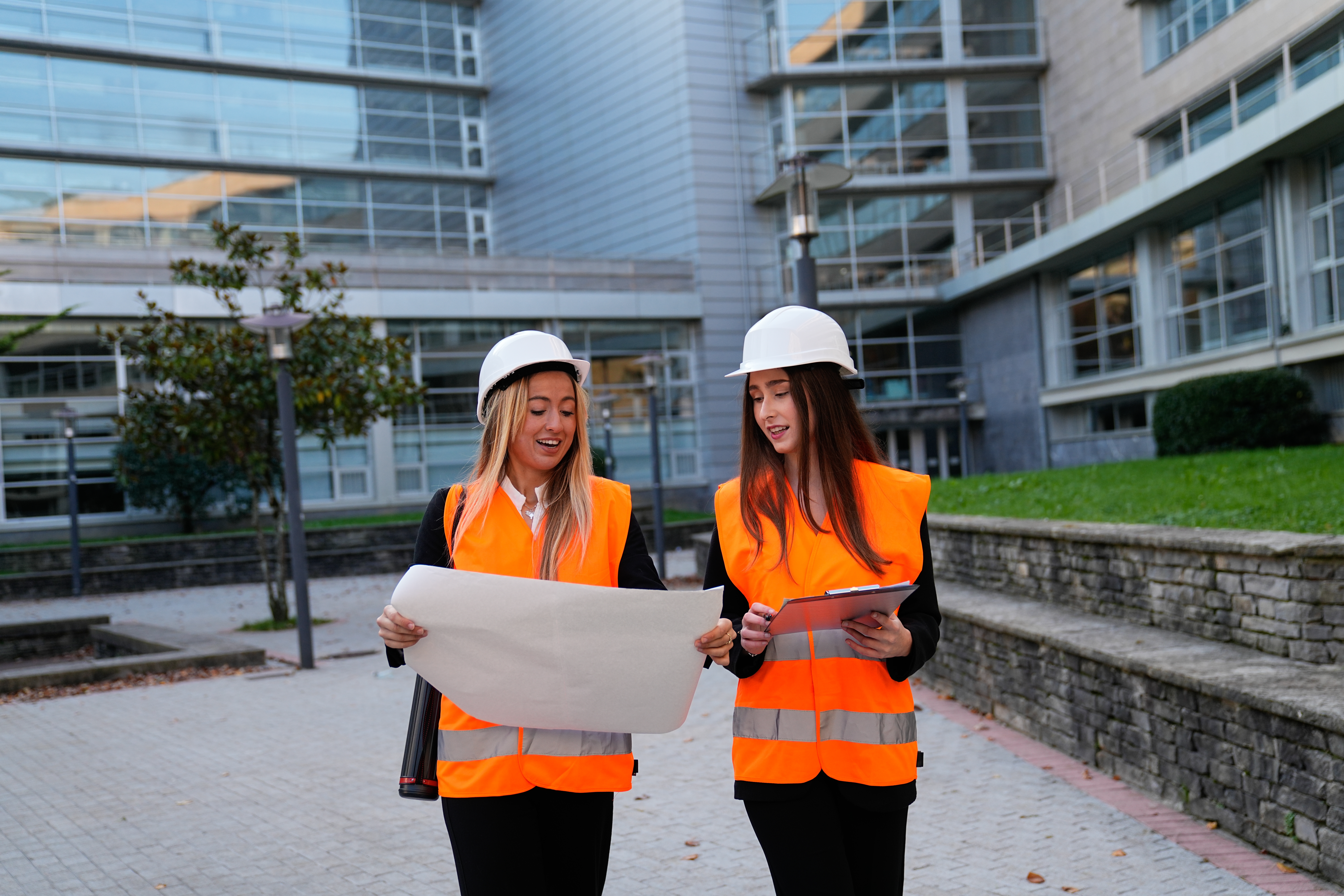 Queensland Supports More Women into Construction Through New CSQ Grants Program